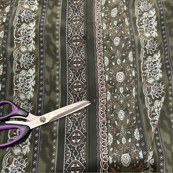 $5🔥 Vintage lightweight maxi wrap skirt from Easywear Clothing. - Picture 7 of 7